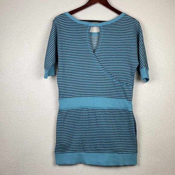 Jessica Simpson Active 80’s retro Sweatshirt Dress - Picture 6 of 8